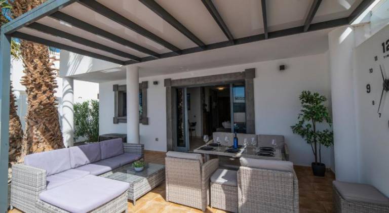 Villa with pool | Pet-friendly — photo 4