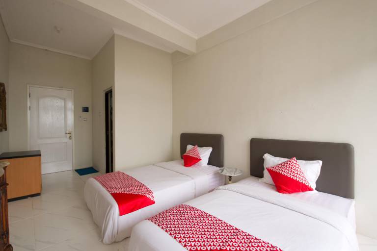 Capital O 3359 Pondok Wisata Jaden Trawas Mojokerto
