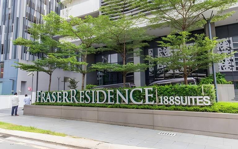 Rental apartment with pool, sauna & garden | Near Petronas Towers | Dogs allowed in Bük