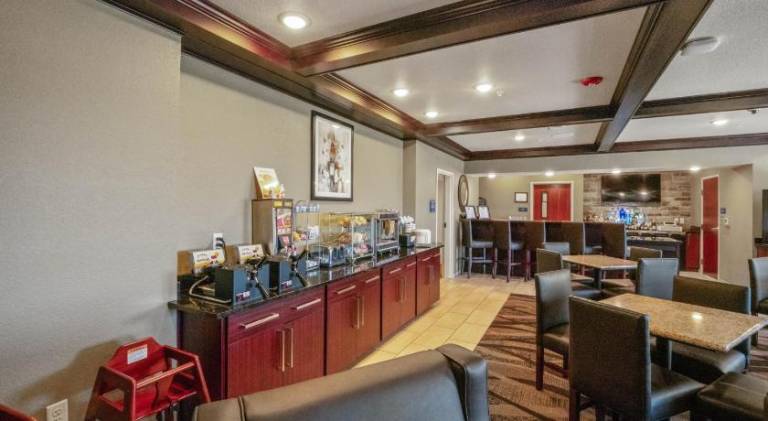 Cobblestone Inn & Suites - Boise City — photo 4