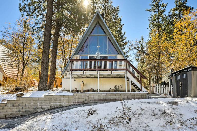 Cozy A-Frame w/ Hot Tub Near Arrowbear Lake! — photo 2