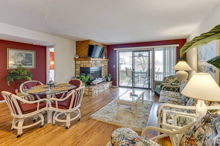 Main Channel View! Condo w/ Dock & Pool Access — photo 2