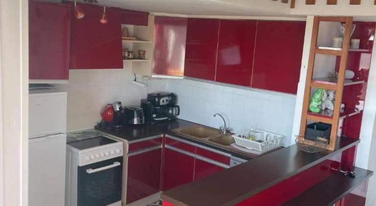 Rental apartment with pool in Narbonne