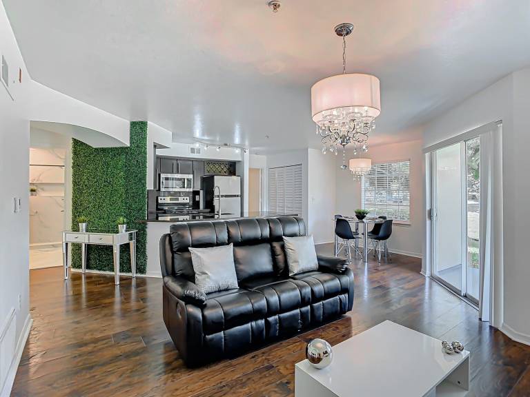 Condo with private pool in Orlando, FL