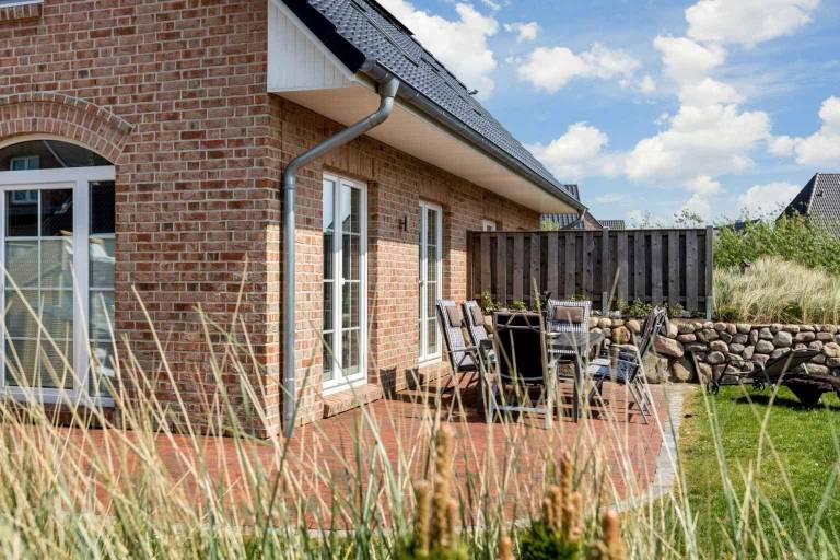Fully equipped pleasant vacation home with garden & terrace | Dogs allowed — photo 2