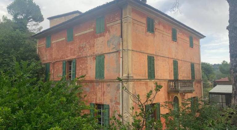 Serviced apartment with jacuzzi, patio & BBQ in Sasso Marconi