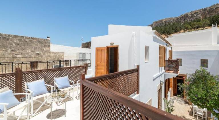 Fully equipped beautiful villa with patio | Beach nearby | Suitable for remote work | Pets allowed — photo 3