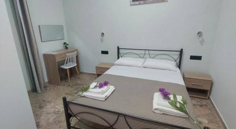 Vacation home with patio in Kissamos