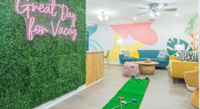 Vacation home with pool | Suitable for remote work in Daytona Beach Shores, FL