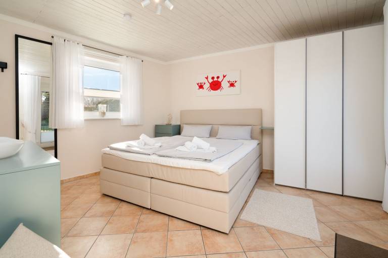 Moderne Ferienwohnung "Krabbenkiste" in Niendorf/Ostsee mit Terrasse und Garten — photo 5