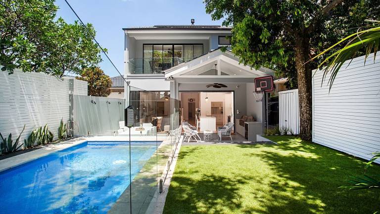 House  Bronte