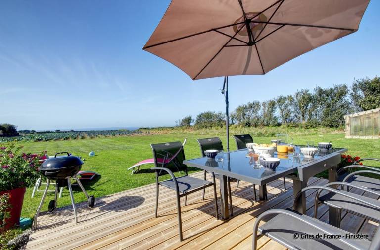Gite with patio, barbecue & yard | Sea view | Dogs allowed — photo 5
