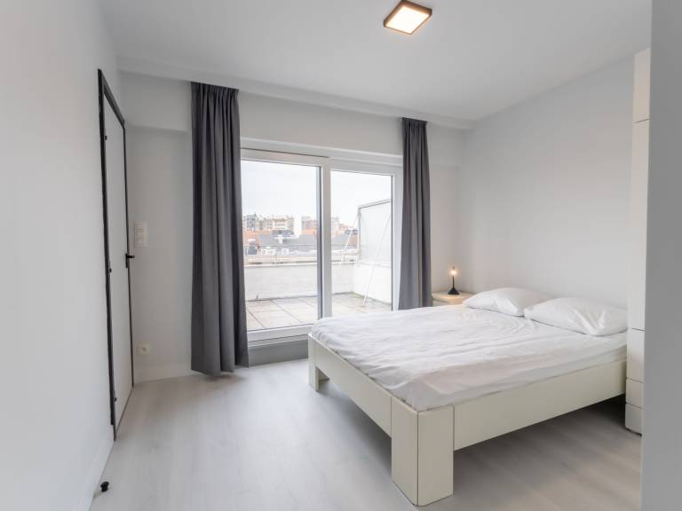 Holiday apartment with terrace — photo 4