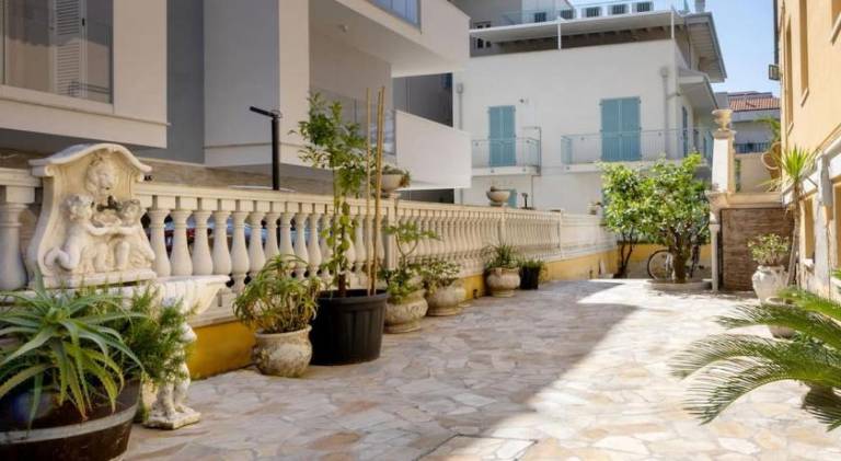 Apartment with 2 rooms for 5 persons — photo 4