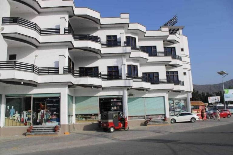 SWAT INN HOTEL
