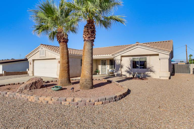 Pool, Games & Views! Lake Havasu City Family Home — photo 5