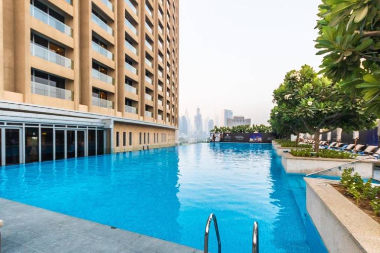 Fully equipped wonderful apartment with pool | Close to The Dubai Fountain | Dogs allowed — photo 3