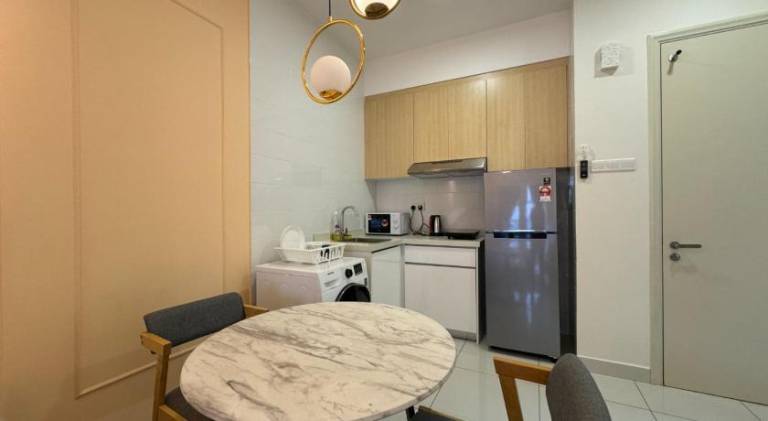 Holiday apartment with terrace, pool & garden | Next to Jalan Alor — photo 5