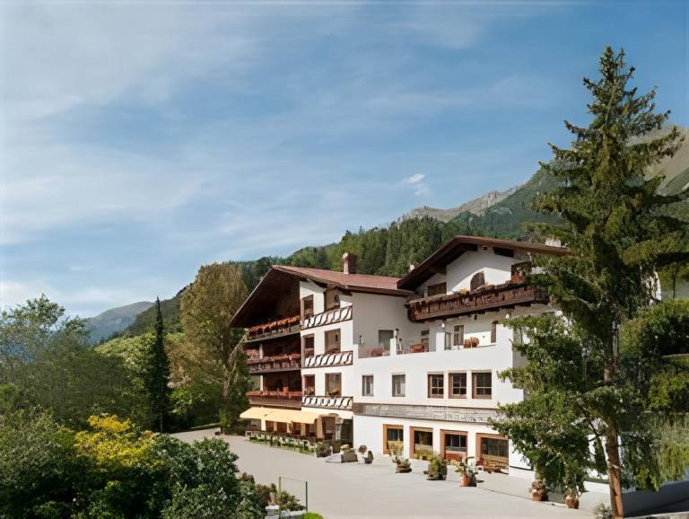 Hotel Alpina Superior in Pettneu am Arlberg