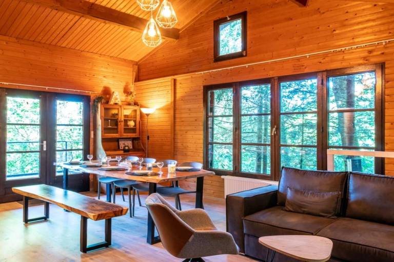 Fully equipped spacious chalet with terrace, jacuzzi & BBQ | Nature view | Pets are welcome — photo 2