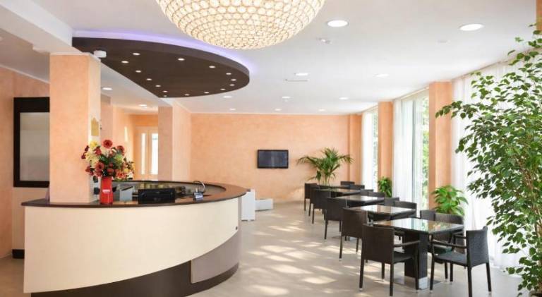 Hotel Favorita Easy Stay Room Only — photo 3