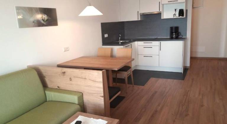 Wonderful serviced apartment with BBQ & garden | Dogs allowed — photo 2