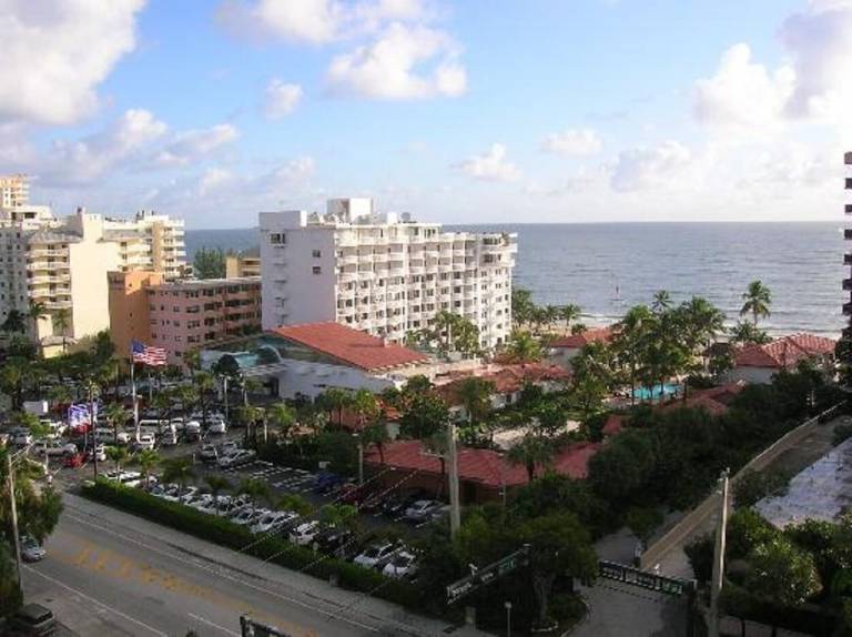 Condo Lauderdale-by-the-Sea