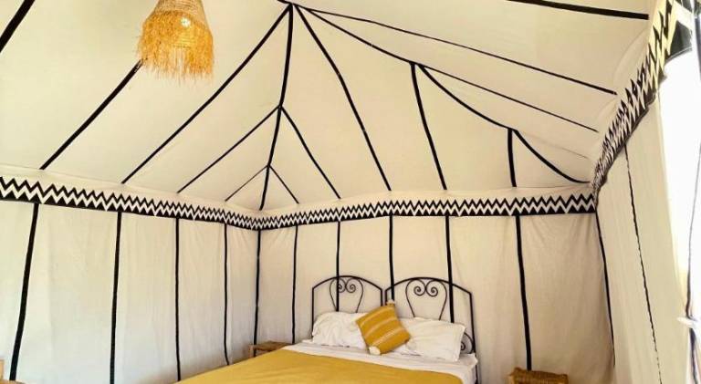 Beautiful tent with barbeque, patio & garden | Pet-friendly — photo 2