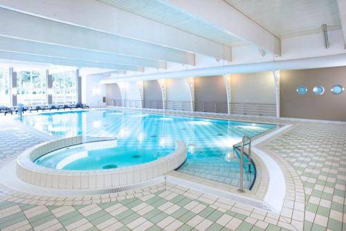 Rental apartment with yard, sauna & pool — photo 3