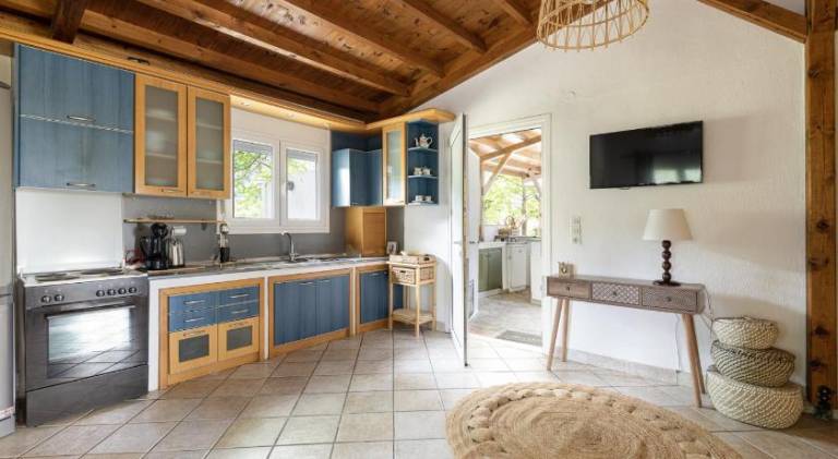 Summer Retreat in Sithonia FeelsLikeHome in Sithonia
