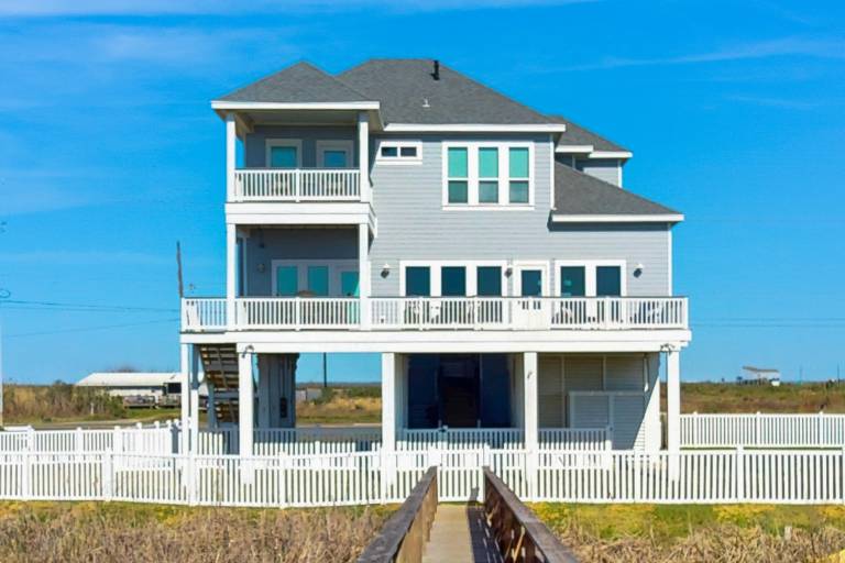 House  Jamaica Beach