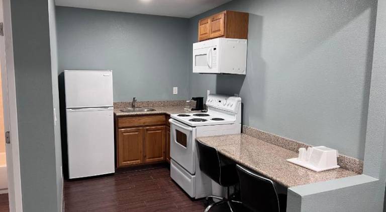 Surf City Inn & Suites — photo 5