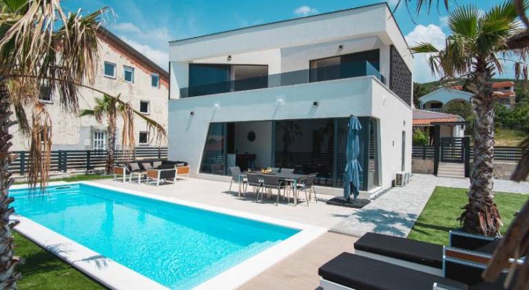 Villa with pool | Pet-friendly in Novalja