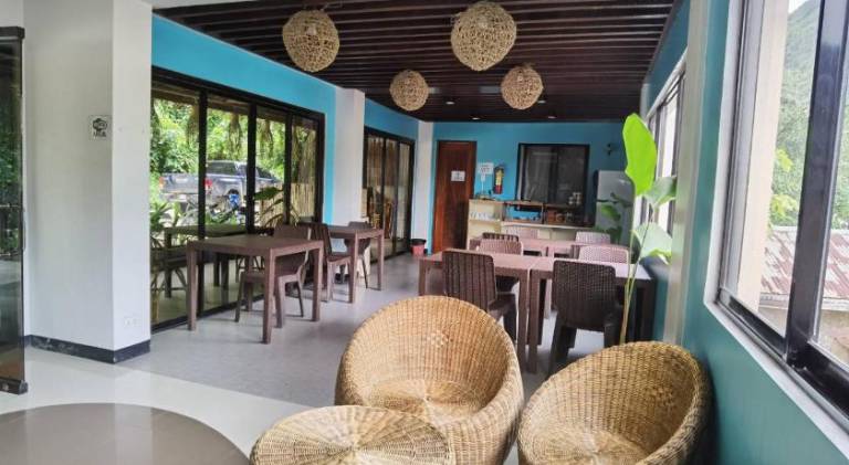 Amos Pili Tree Inn powered by Cocotel — photo 3