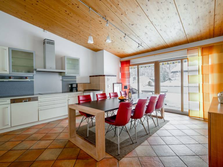 Apartment with patio | Mountain view | Close to the ski | Pets are welcome — photo 3