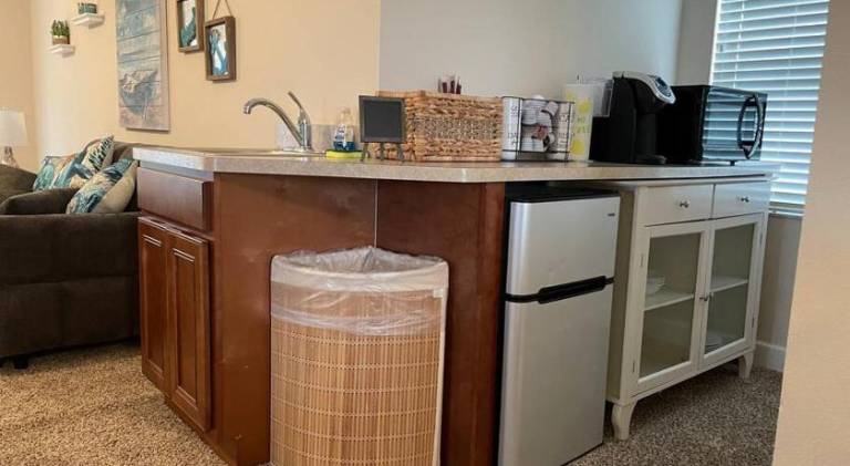 Apartment with pool — photo 5
