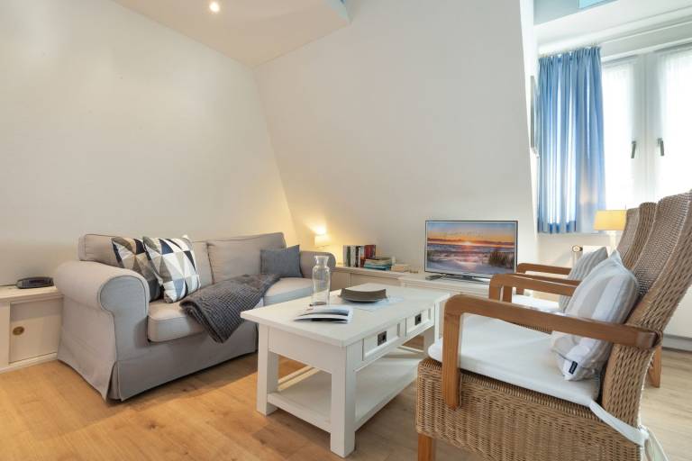 Uaster Reeg II Maisonette - gepflegte, geschmackvoll eingerichtete Ferienwohnung — photo 3