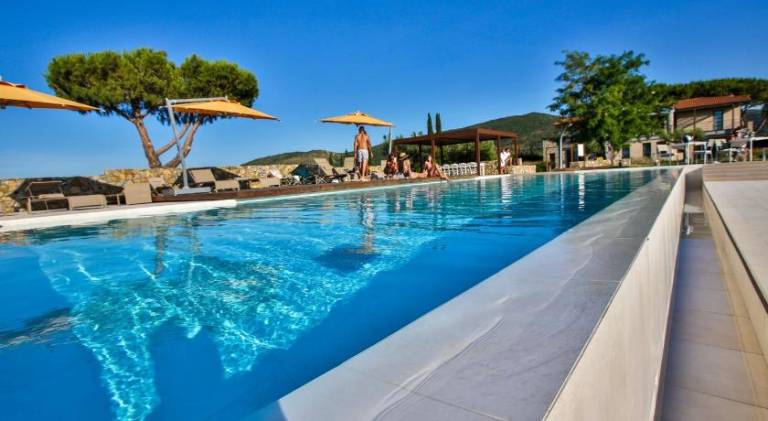 House with garden, pool & terrace | Dogs allowed — photo 2