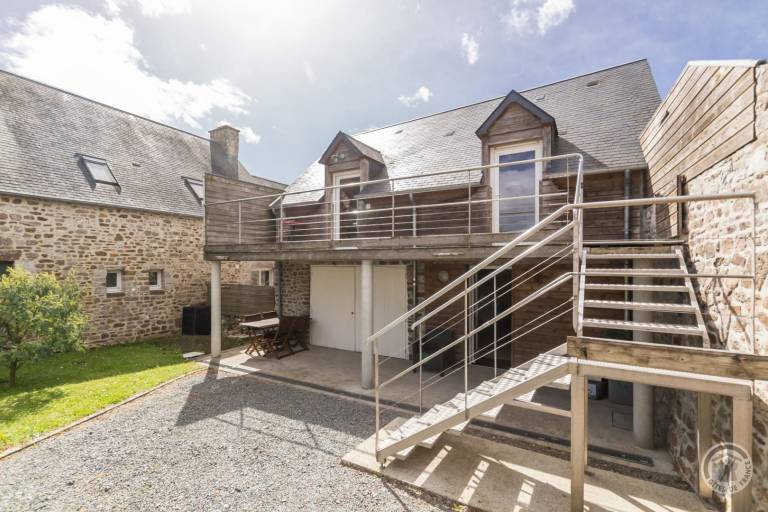 Fully equipped gite with barbeque, terrace & yard | Pets are welcome — photo 2