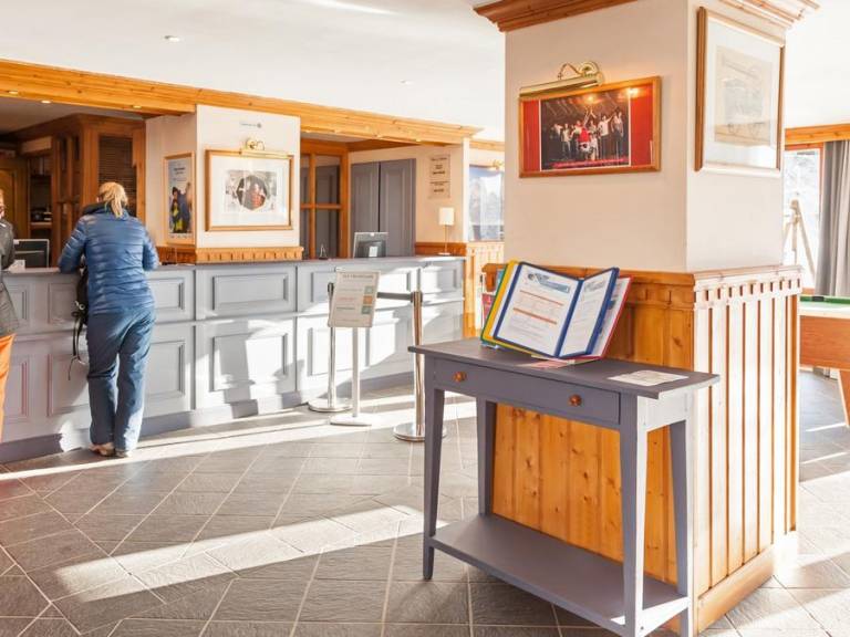 Family-oriented holiday apartment with patio | Mountain view | Ski nearby | Pet-friendly — photo 2