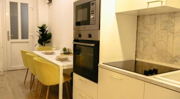 Apartment | Next to Great Market Hall — photo 5