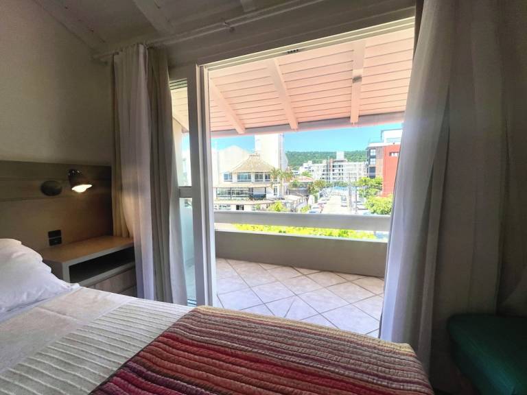 Apart hotel Sambaqui