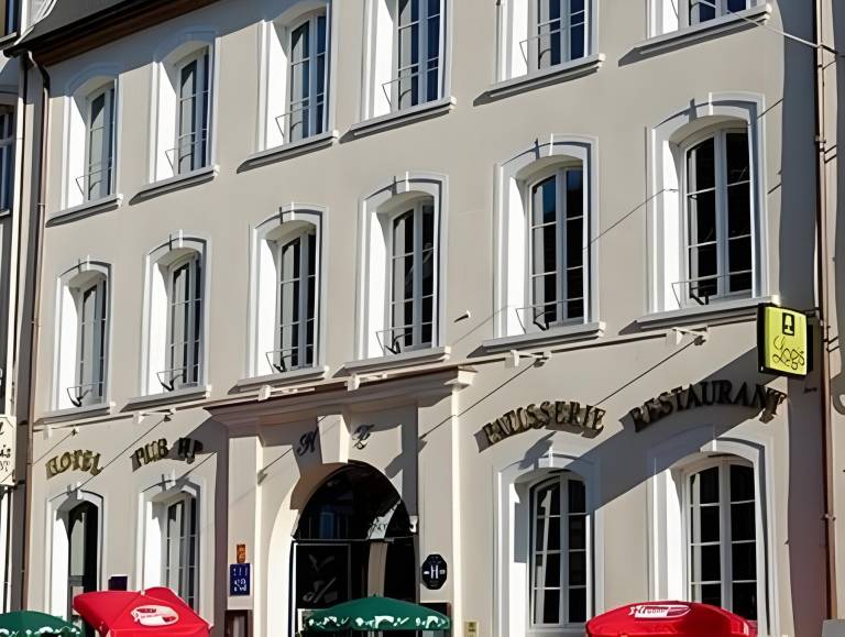 Logis Hotel de Paris - Restaurant - Patisserie in Saint-Avold