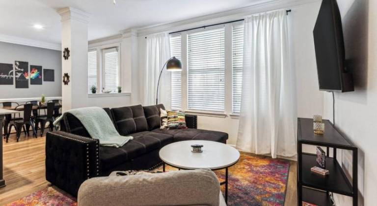 Beautiful rental apartment with pool | Suitable for remote work | Dogs allowed — photo 3