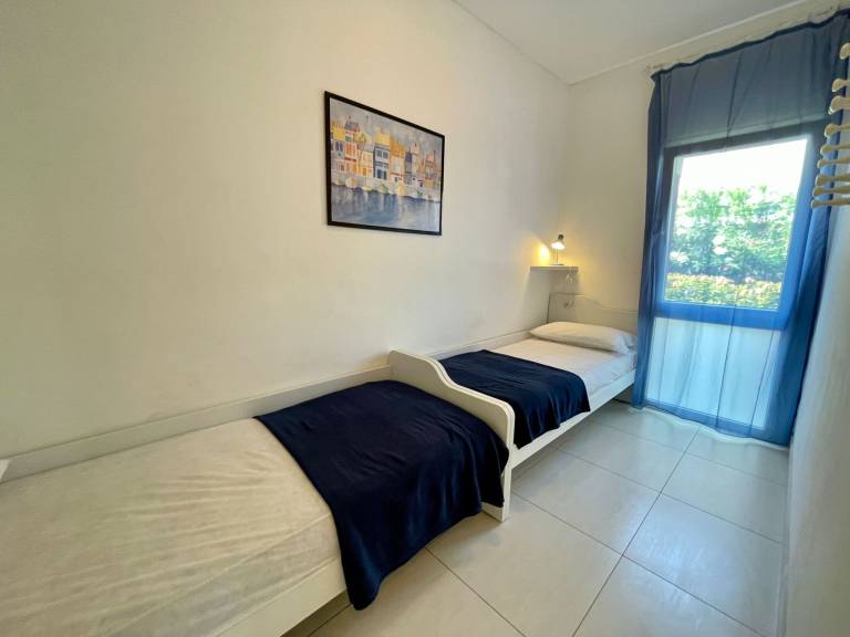 Rental apartment with garden | Garden view — photo 5