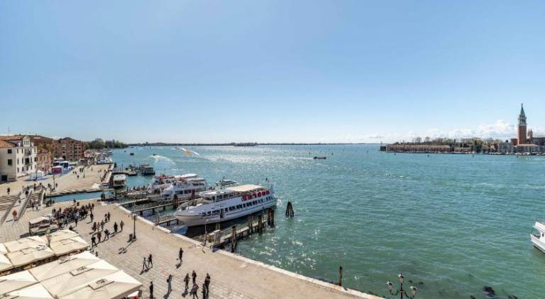 Apartment with patio | Close to Rialto Bridge | Dogs allowed — photo 4