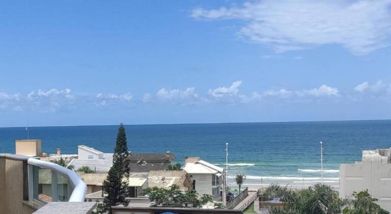 Wonderful rental apartment with terrace & garden | Beach nearby | Pet-friendly in Bombinhas
