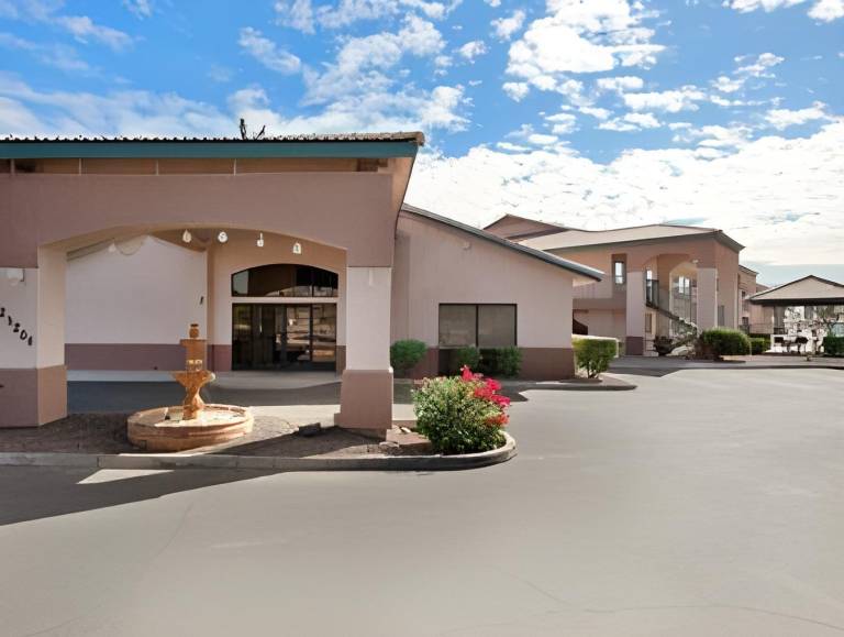 Days Inn by Wyndham Buckeye in Buckeye, AZ