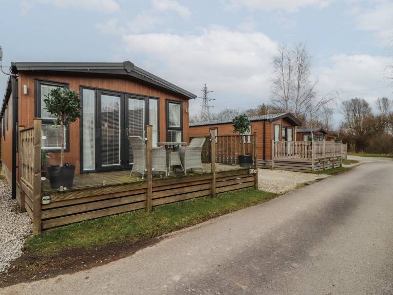 Fully equipped cottage with pool & yard | Dogs allowed — photo 2
