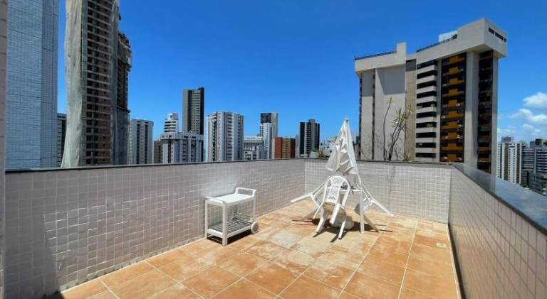 Holiday apartment with pool — photo 5